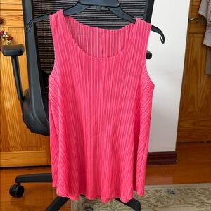 Sleeveless Pink Pleated Women's Top